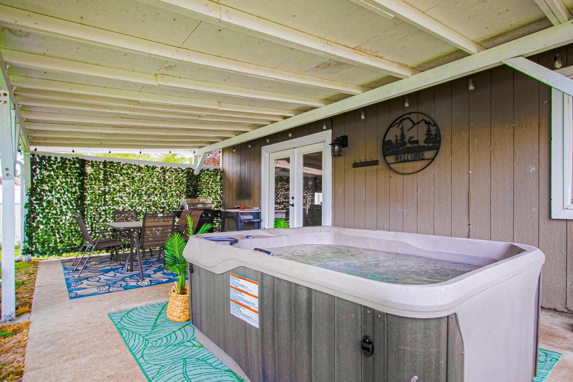 Soft Breeze Villa โพสต์ฟอลส์ ภายนอก รูปภาพ
